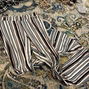 Altrd state flare pant